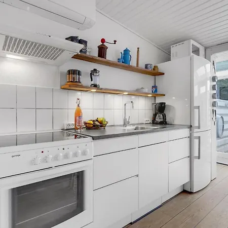 Feriehus Awesome In With Wifi *