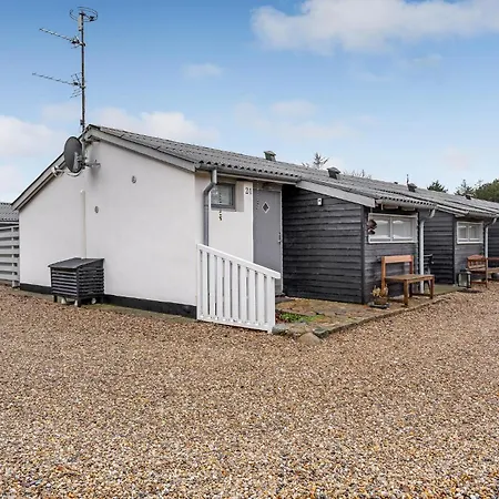 Pet Friendly In With Kitchen Holiday home Vejers Strand